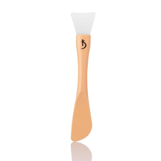 Double-sided plastic brush for applying masks with a silicone tip (color: naturel)